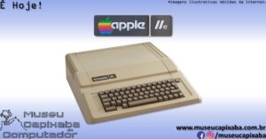 O microcomputador Apple IIe de 1983 1
